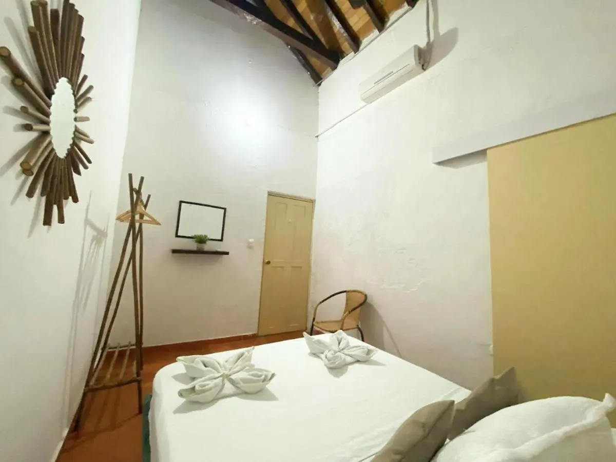 Aqui Estoy Central Hotel Santa Marta